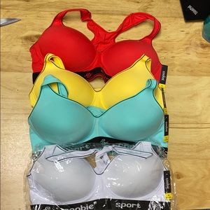 Bundle of 4 Coobie sport bras 38D